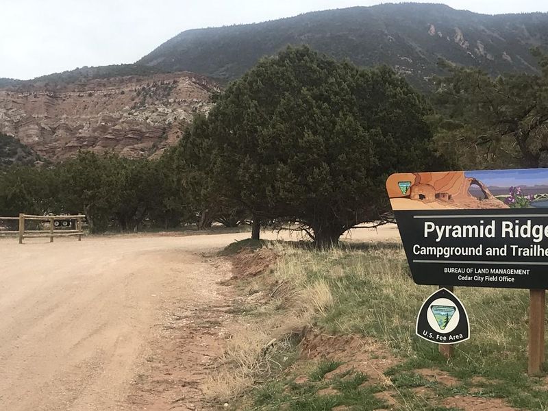 Entrance to Pyramid Ridge Campground and Trailhead
