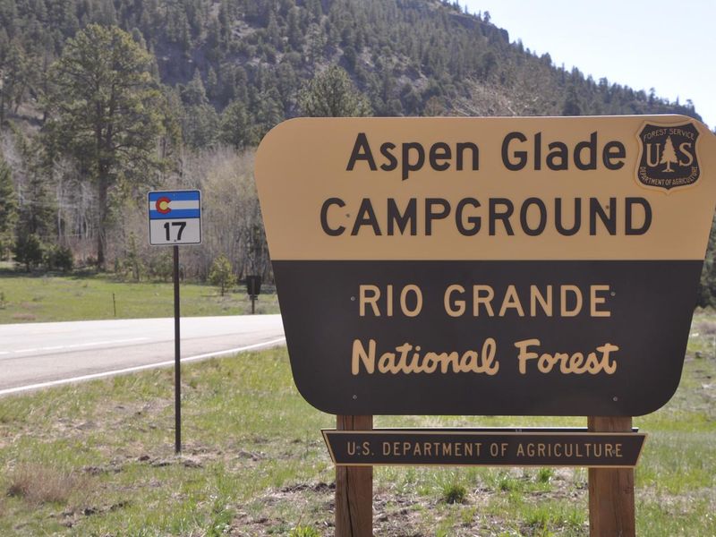 Aspen Glade entry sign