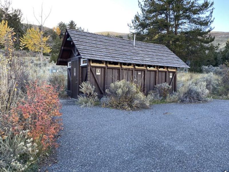 Restroom near campsite 44
Restrooms have cold running water and flushable toilets