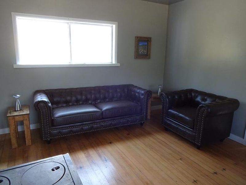Mt Terrill living room and kitchen looking east
