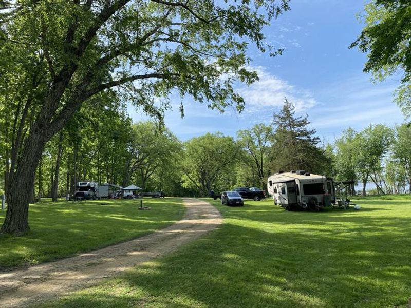 A photo of facility BLANDING LANDING with No Amenities Shown