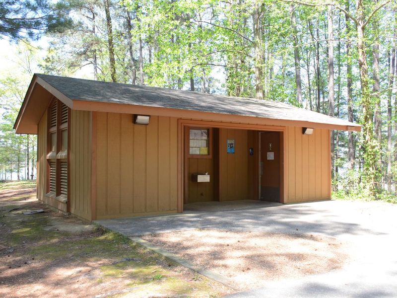 Galt's Ferry Day Use and Boat Ramp Bathroom