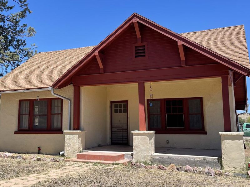Canelo Ranger Residence front patio entrance