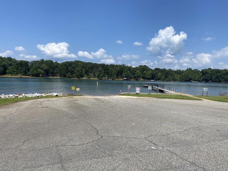A photo of facility SPRINGFIELD with Boat Ramp