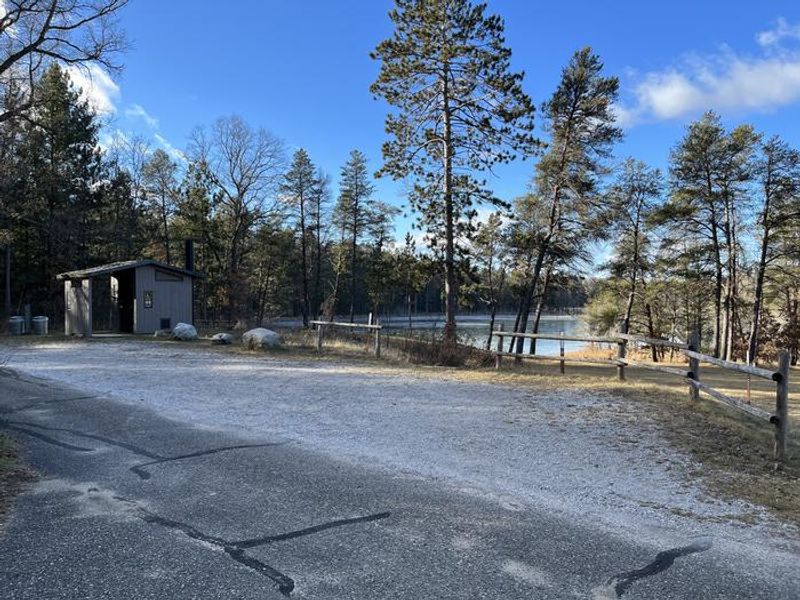A photo of day use parking Wagner Lake (MI)