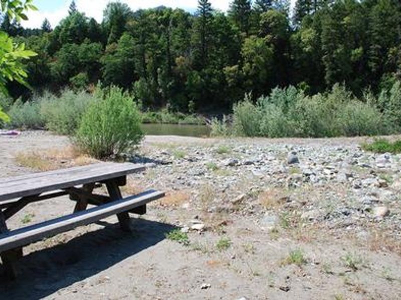 Raft launching area at Curly Jack Campground