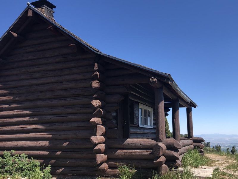 Little Bear Cabin