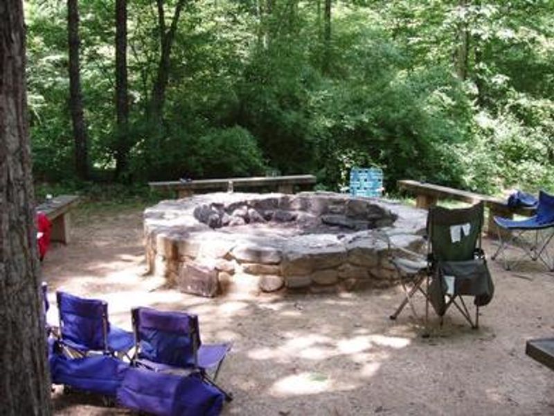 CAVE MOUNTAIN LAKE GROUP CAMP