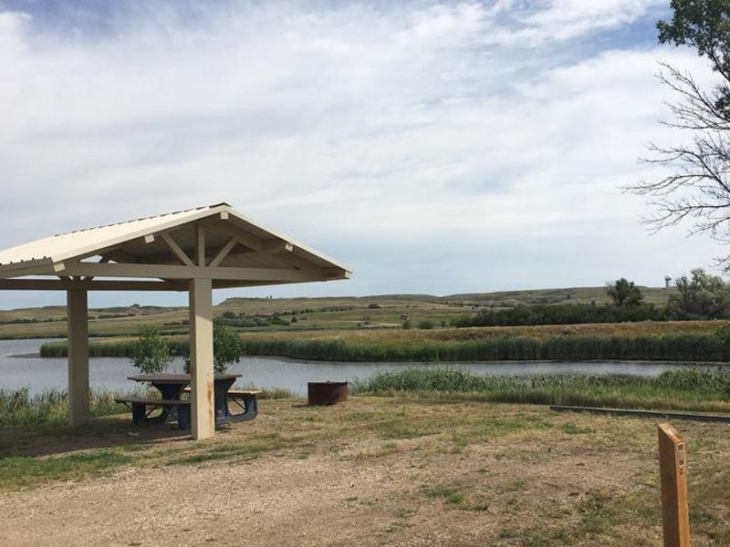 Sather lake offers many campsites with lake access. 
