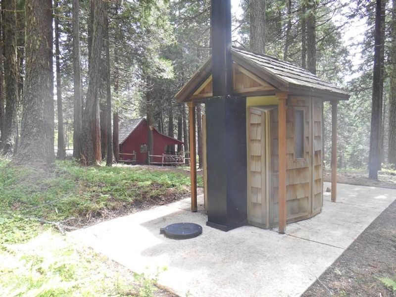 Whisky Camp exterior/toilet