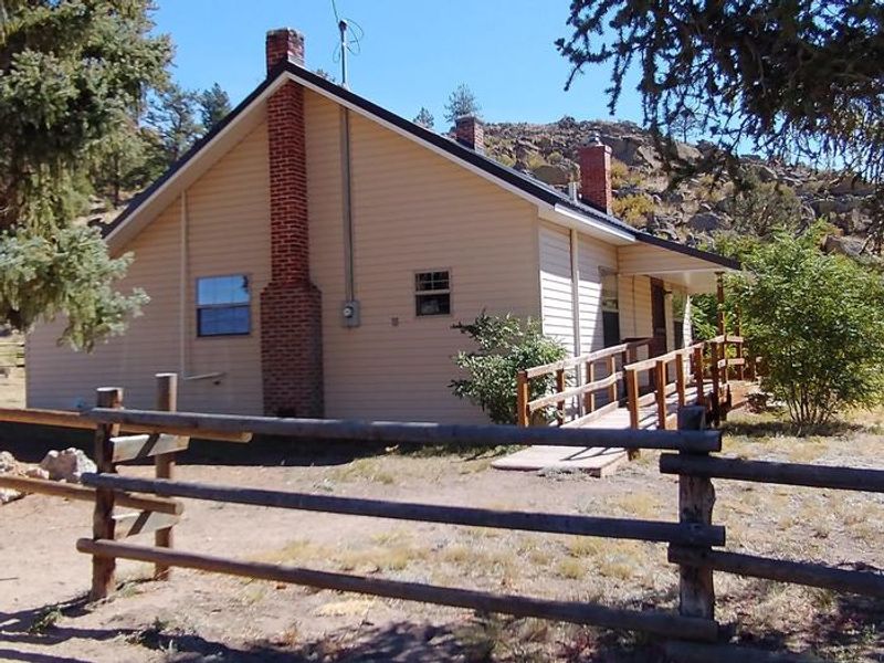 Side view of Upper Crossing Guard Station