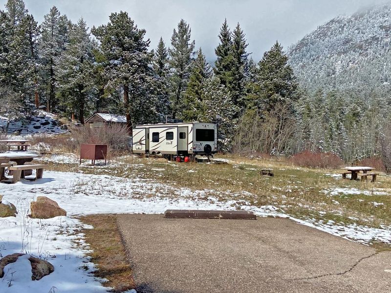 Camping in Aspenglen Campground with snow