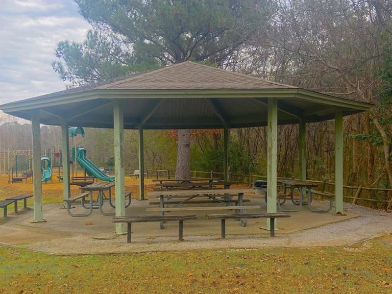 Tom Bevill East Bank Shelters have access to a playground, fishing pier, and a Visitor Center for customers.