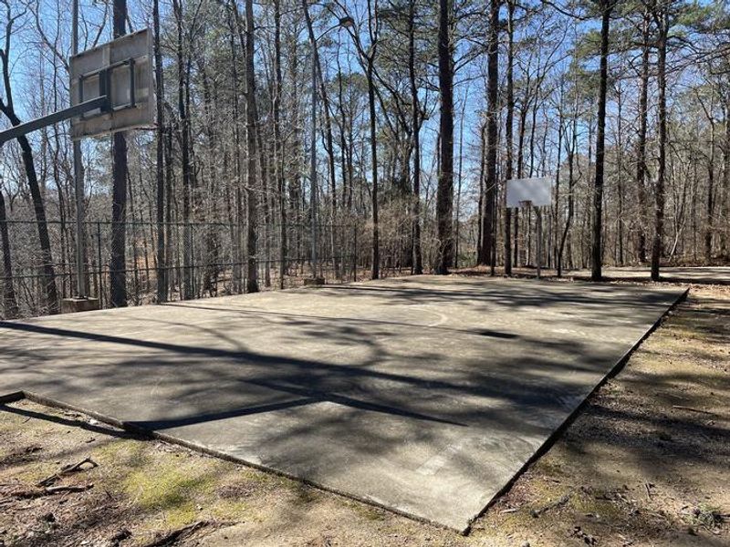 Deerlick Creek Basketball Court