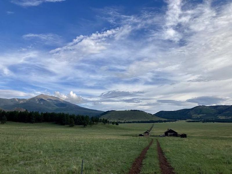 Kendrick Cabin showing Kendrick Park and Humphreys Peak in August