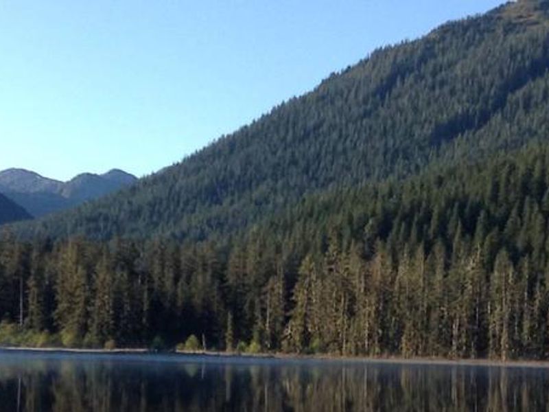 SALMON LAKE CABIN SITKA