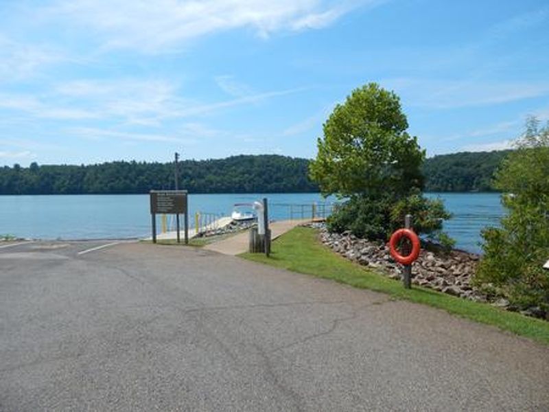 Lake access from Goose Point