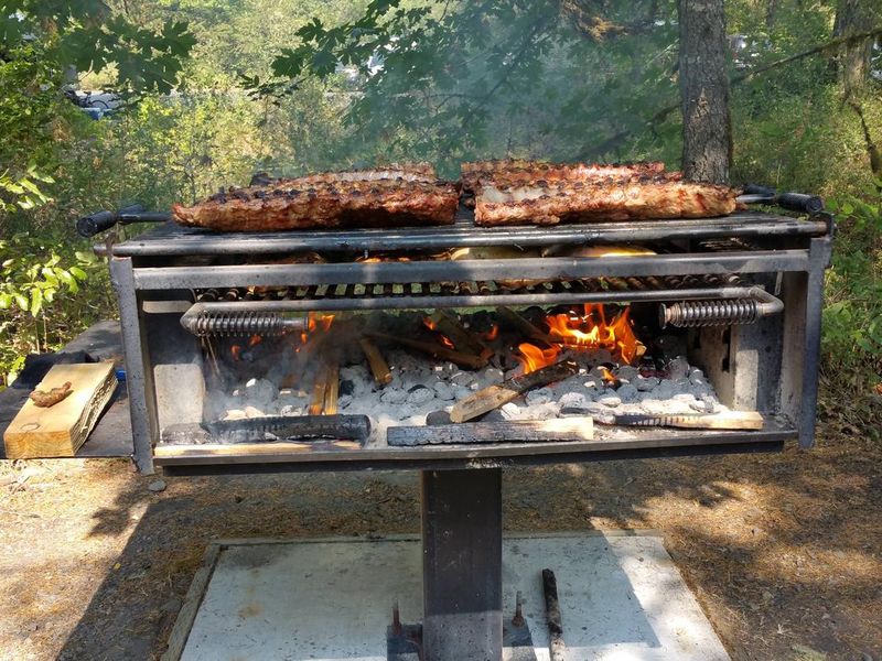 Cottonwood shelter BBQ grill