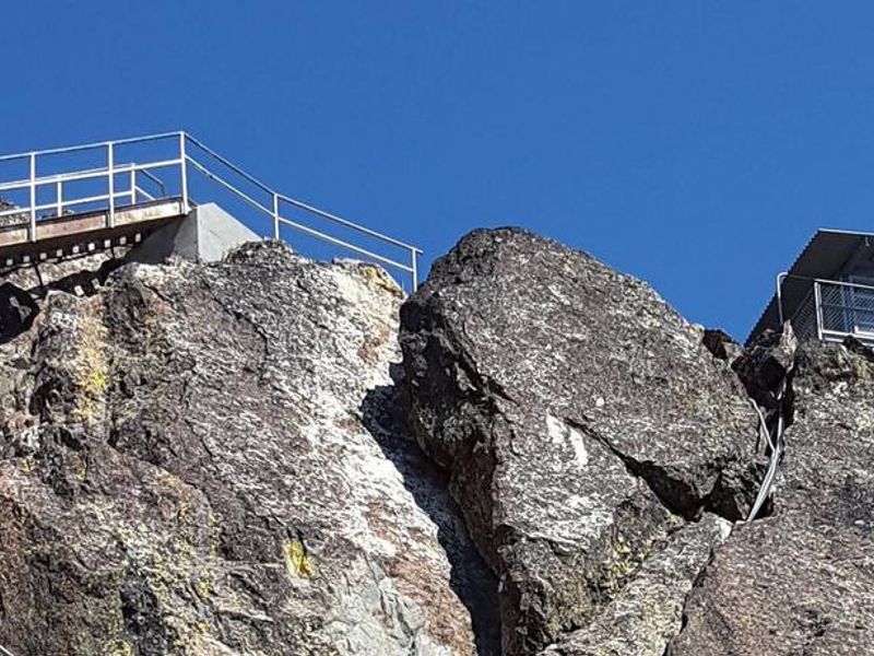 Sierra Buttes Lookout, hike near Campground