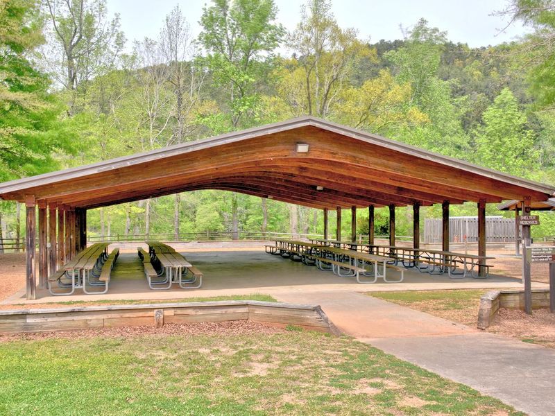 Riverside Park Day Use Area, Large Pavilion