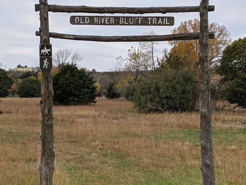Old River Bluff Trailhead Sign