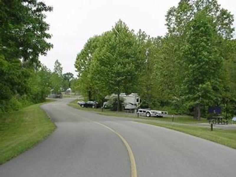 Paved roadway into Blue Heron Campground.