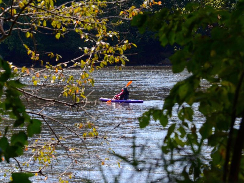 Riverside Park Day Use Area, Kayaking.