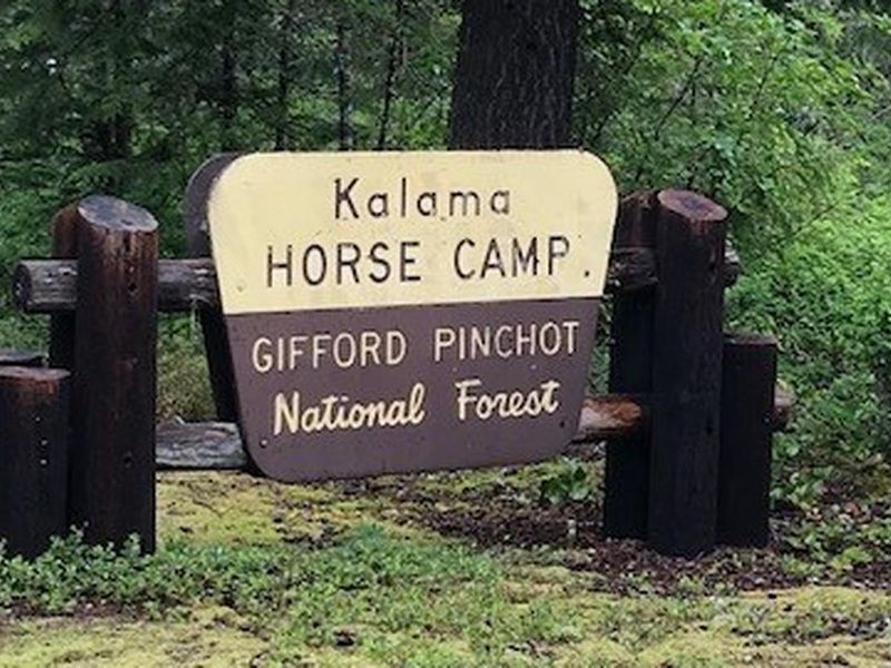 Kalama Horse Camp portal sign