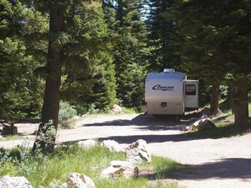 Trailer camping 