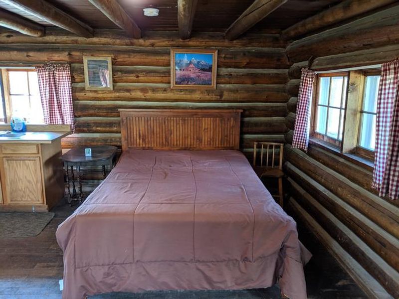 Stolle Cabin
