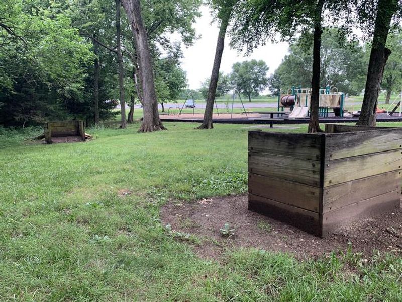 Horseshoe Pit located near the entrance of Overlook Park between Shelter 1 & 2