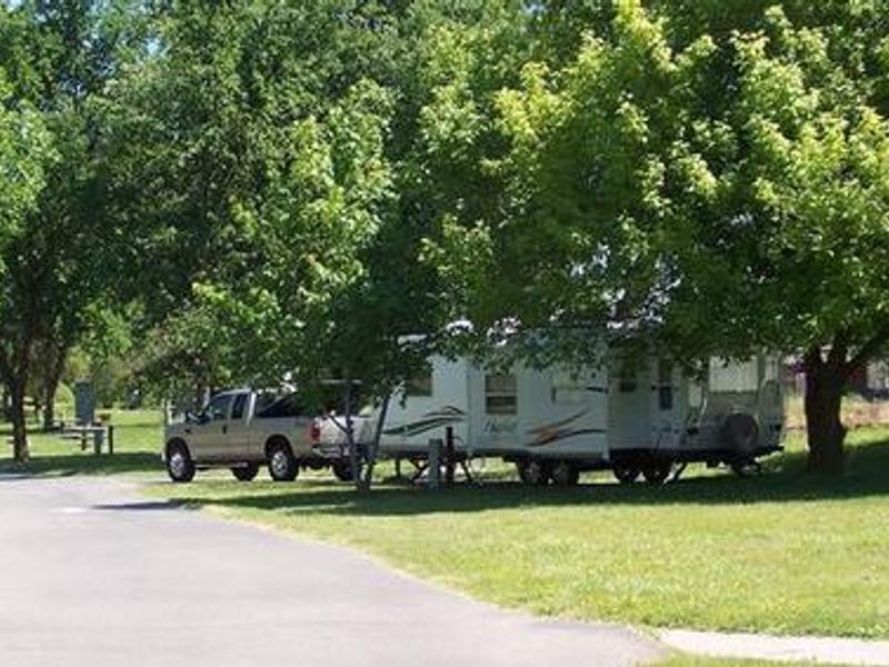 Pull through camp sites