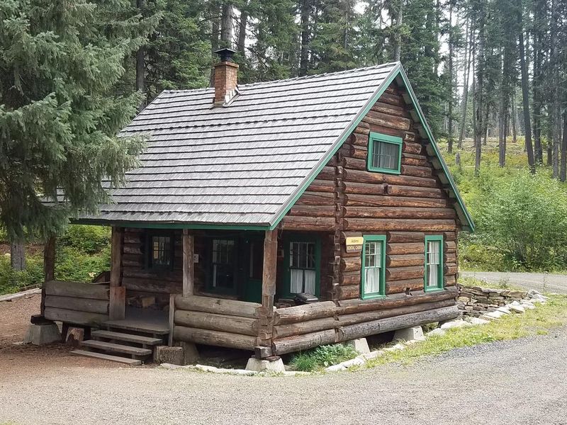ADAMS RANGER STATION