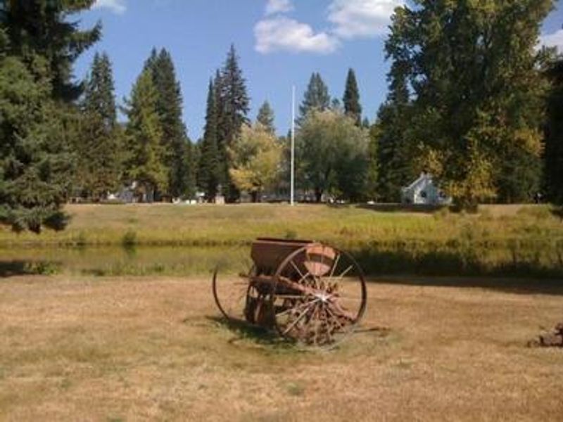 Savenac from the road.