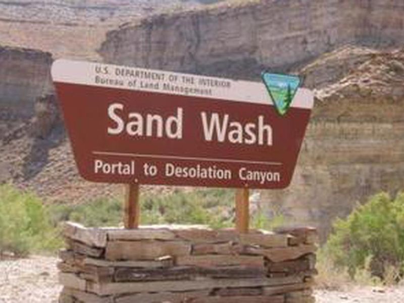 DESOLATION GRAY CANYONS SCREEN CABINS