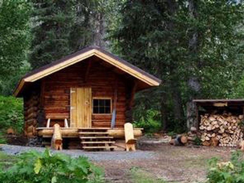 UPPER RUSSIAN LAKE CABIN