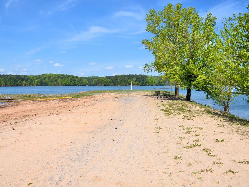Victoria Day Use Fishing Jetty