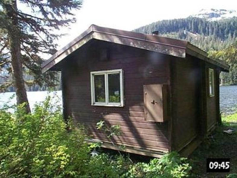 Young Lake (South) Cabin