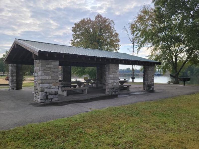 A photo of facility LAGUARDO 